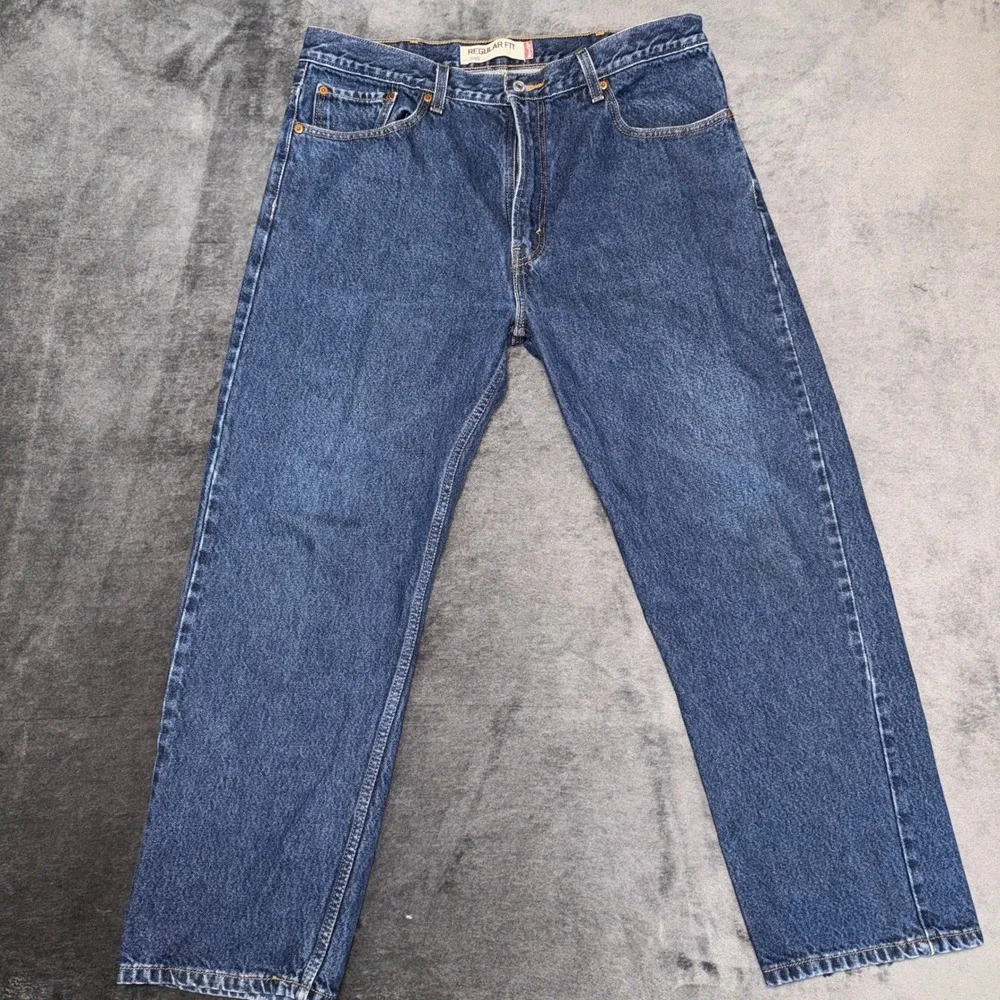 Levis 505 Regular Fit Jeans Mens 38x30 Medium Wash Blue Straight Leg Denim